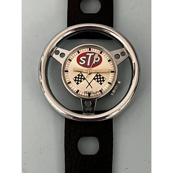 Very Rare STP Oil Racing Emblem Steering Wheel Watch Old England 38mm